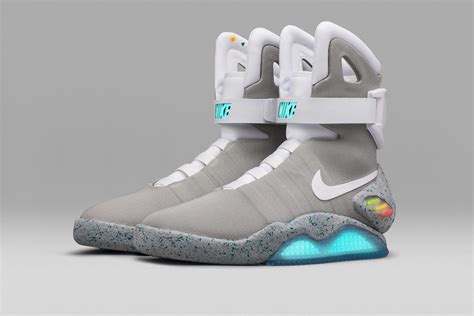 nike mag self lacing sneakers